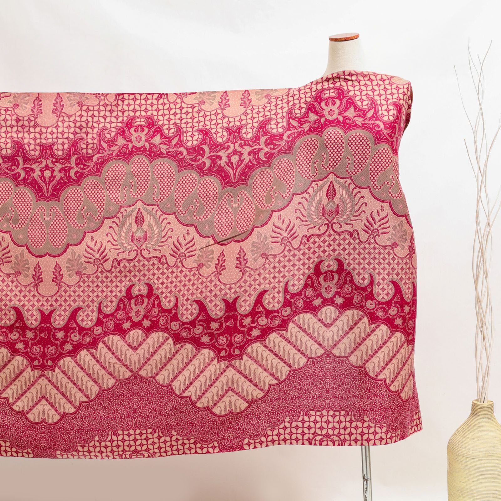 Batik_Cloth-Regal_Waves-pink