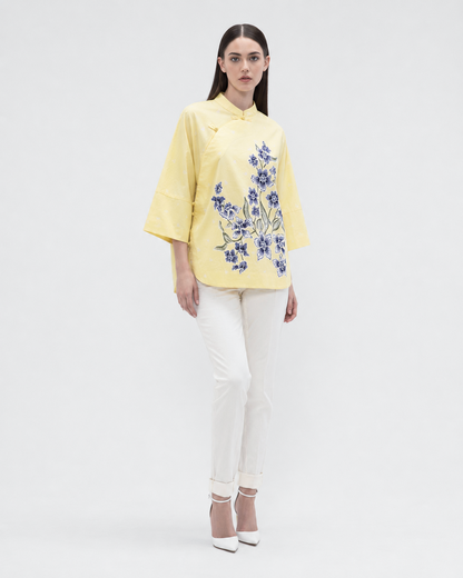 Women’s Batik Frog Button Oversized Top – Prosperity in Bloom