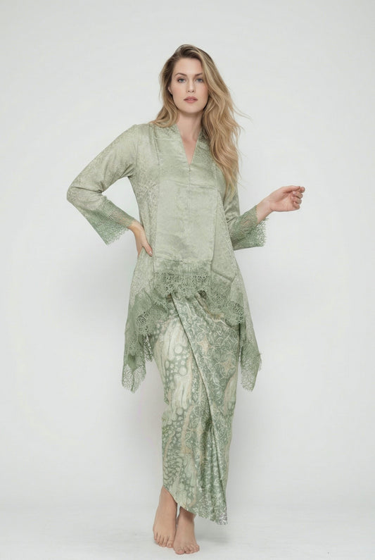 Women's Batik Kebaya Laluna Set Lace