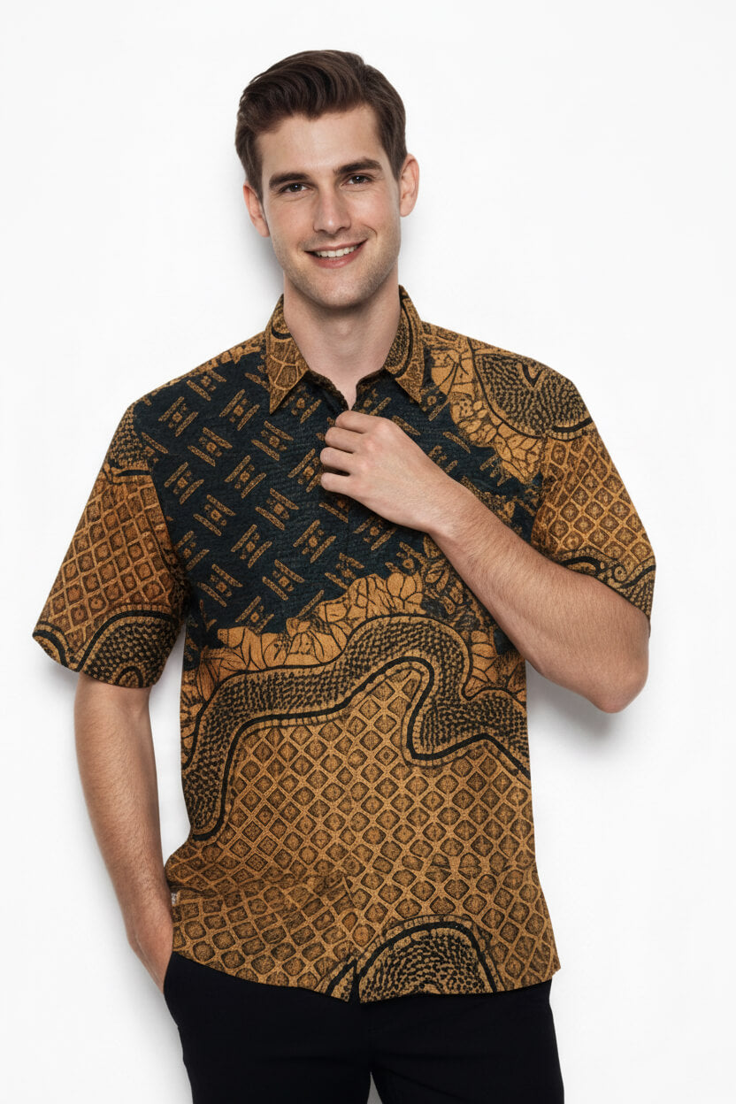 Men’s Batik Shirt – Amber Tapestry | Short Sleeves1