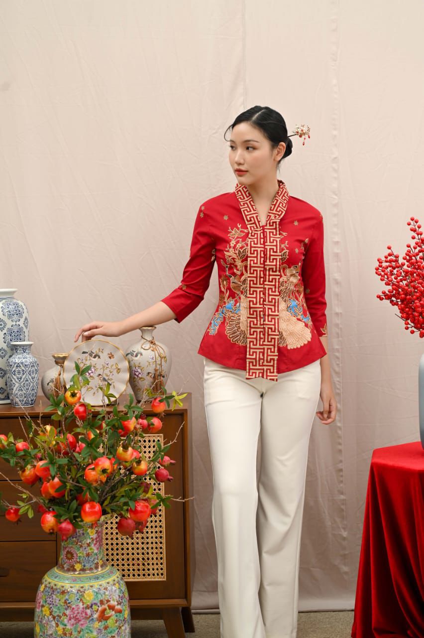 Women's Batik Kebaya - Phoenix Prosperity