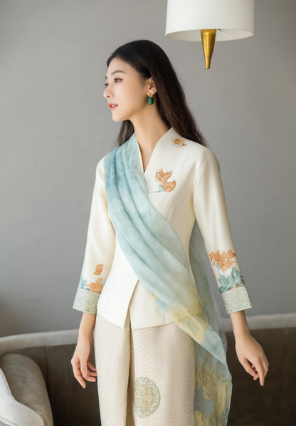 Women's Fusion Batik Kebaya Set - Whispers of Dawn 2