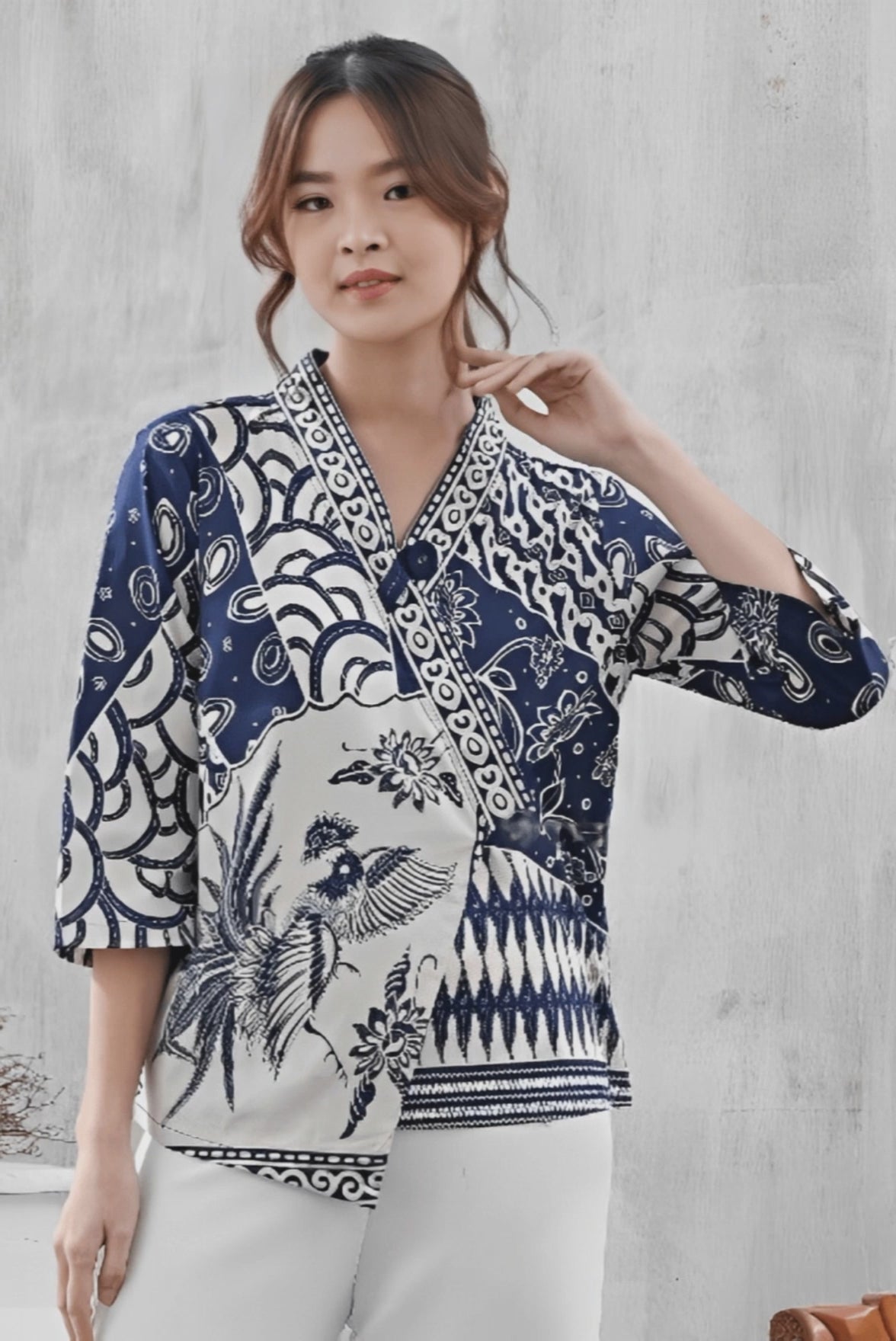 Women's Batik Kimono - Tropical Elegance